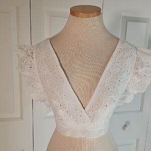 Zaful White Eyelet V-Neck Ruffle Crop Blouse. Size Small. New With Tags.